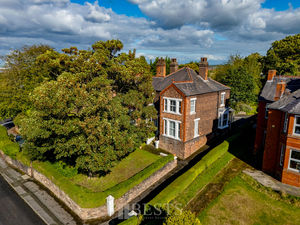 11 Weston Road